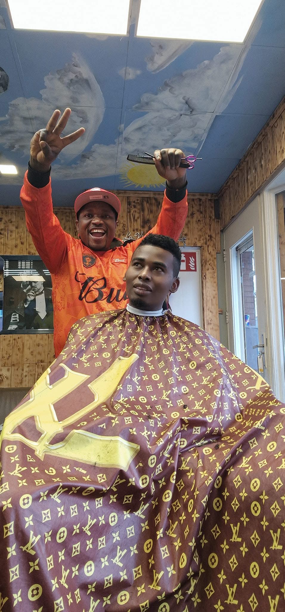Knipsel — sfeer in de zaak